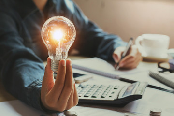 成都公交卡一次可以刷两个人吗？